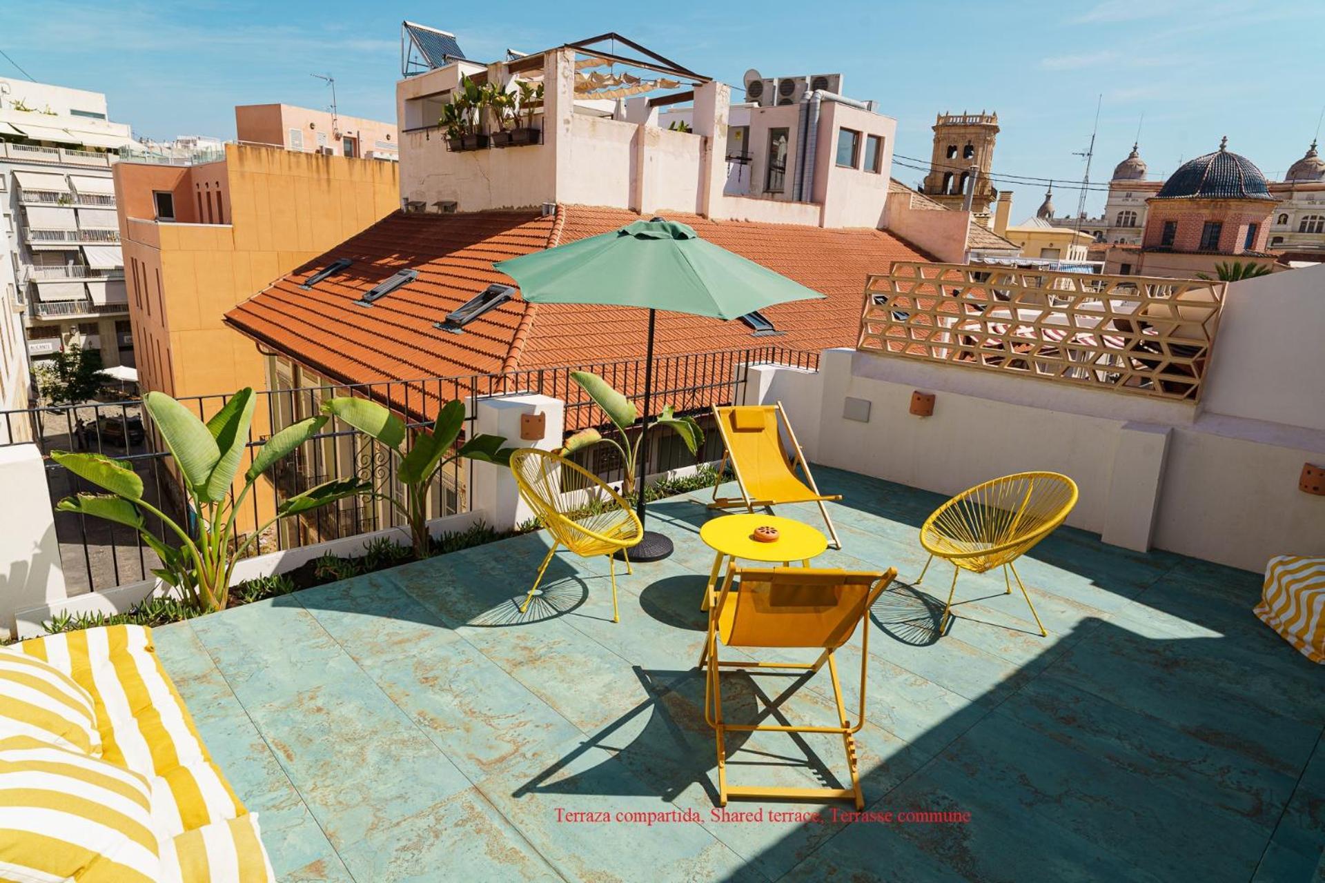 Apartment With Exceptional Charm In Historic Center Of Alicante Exteriör bild