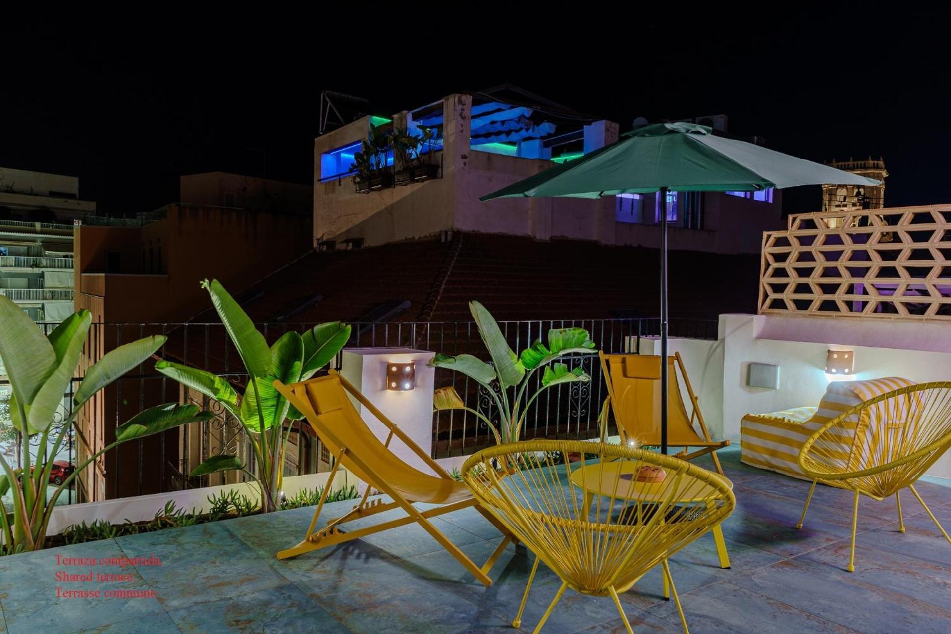 Apartment With Exceptional Charm In Historic Center Of Alicante Exteriör bild